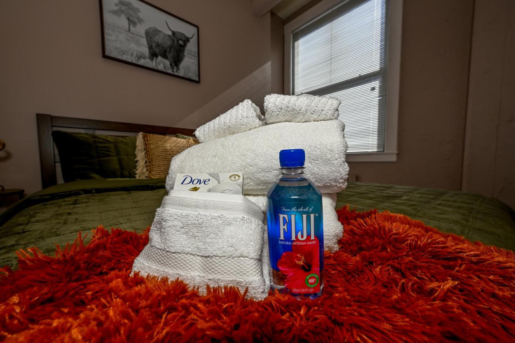 2 Bath Prkg+Gym+Sauna Perk Plaza +30 Day Cleveland Zewnętrze zdjęcie